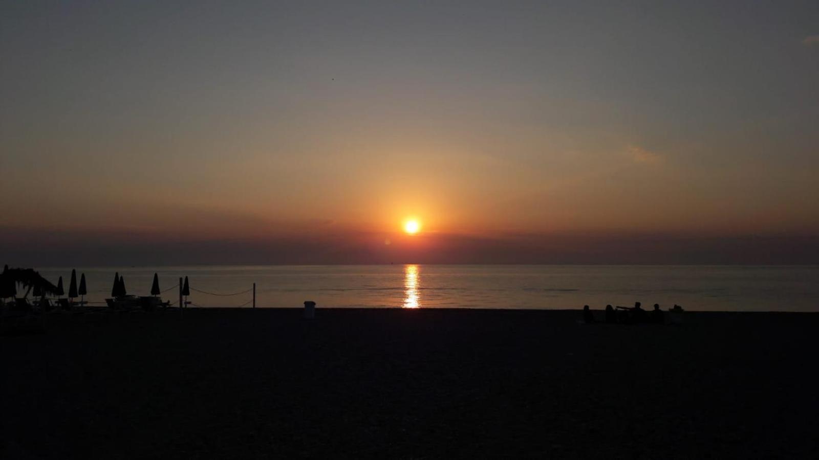 Appartamento Sopra Il Mare Civitanova Marche Esterno foto